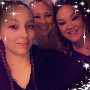 Meet your Posher, Kay